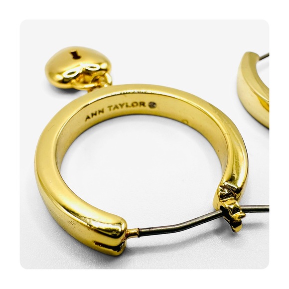 ★ NWT Ann Taylor “heart lock” Hoops - Golden ★ - Picture 6 of 14